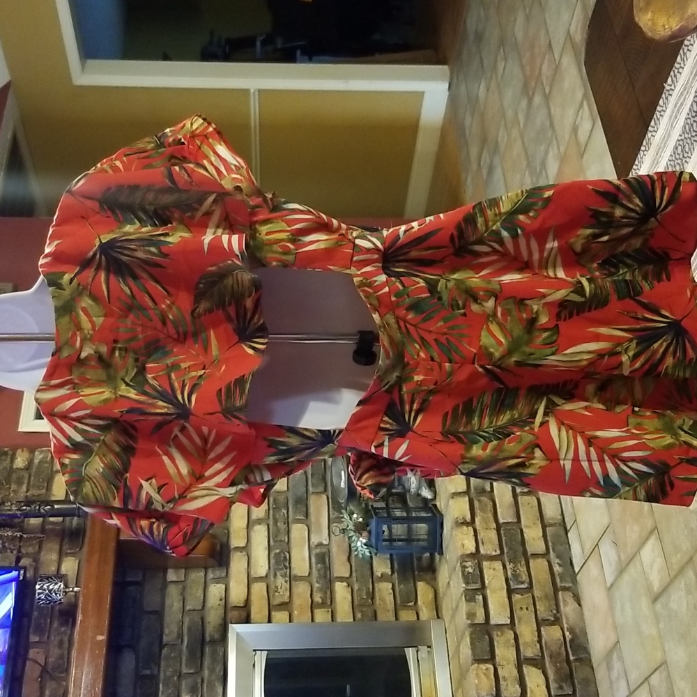 Sketchbook (boutique) wrap Romper with open back - Picture 4 of 10